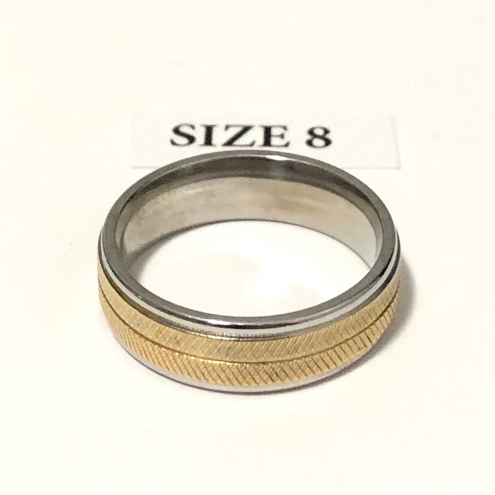 Silver and Gold Tone Ring, Size 8